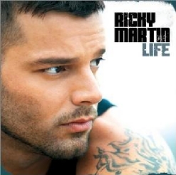 Ricky Martin — Drop It on Me (feat. Daddy Yankee)
