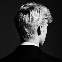 Troye Sivan — Lucky Strike
