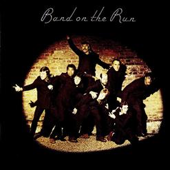 Wings — Nineteen Hundred And Eighty Five [From One Hand Clapping]
